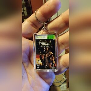 Custom Fallout: New Vegas 360 Video Game cover Art Keychain | Hanger [Gift Idea]